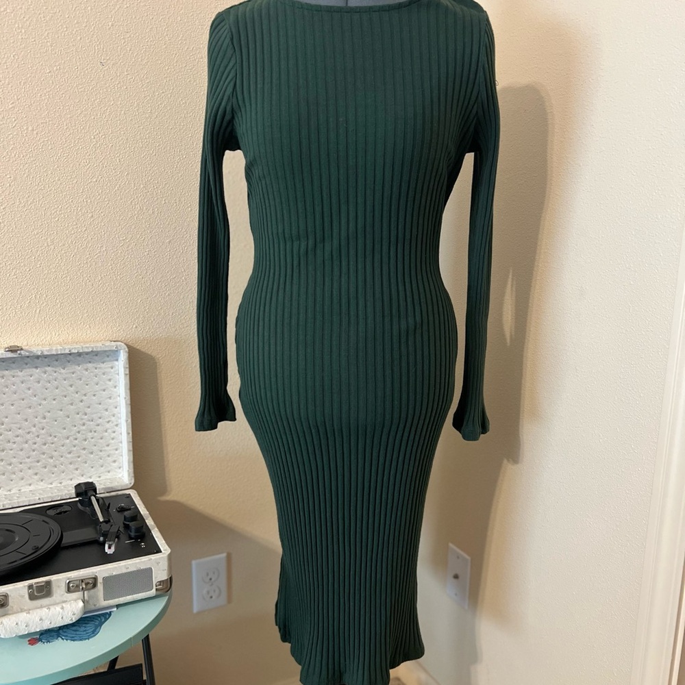 Dip Green Ribbed Bodycon Dress with Cuffed Long Sleeves